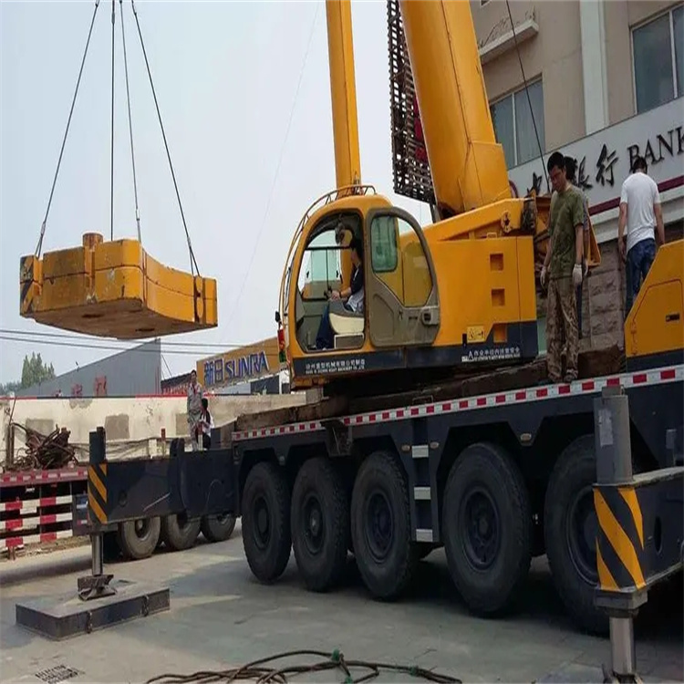 越秀当地吊车出租|机器吊装|75吨|工厂搬迁服务